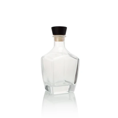 Premium Borosilicate Square Whiskey Bottle suppliers